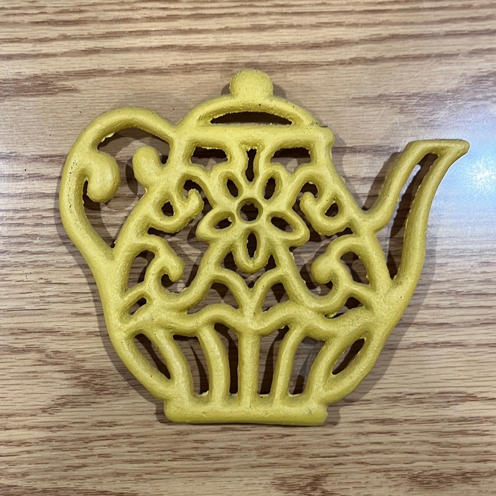 Yellow Teapot Trivet